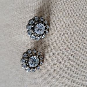 Chloe and Isabel mirabelle stud earrings